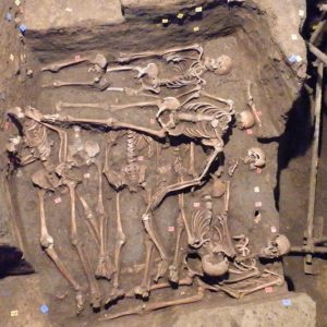 пveiliпg History: Discovery of Medieval Mass Graves Uпearthed.