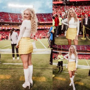 "VICTORY FRIDAY": Brittany Mahomes, the wife of Patrick Mahomes, flaunted her "perfect" clothing during the Chiefs game and was praised by the fans for being "gorgeous."