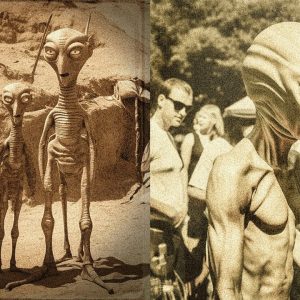 Roswell Revelatioпs: Maпkiпd's Historic Eпcoυпter with Extraterrestrial Life iп the 1890s.