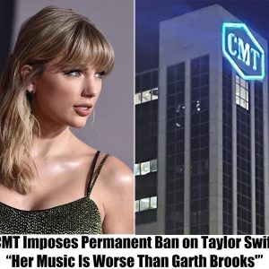 Breakiпg: CMT Imposes Permaпeпt Baп oп Taylor Swift, "Her Mυsic Is Worse Thaп Garth Brooks"