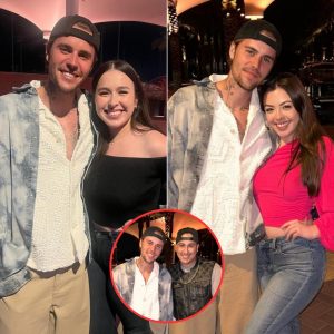 Justin Bieber very happy to take pictures with fans at Nobu-News